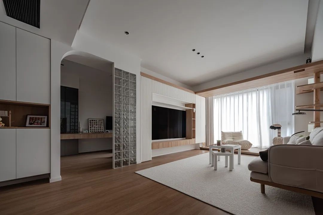 多功能的日式简约风，与猫主子共处的生活空间！