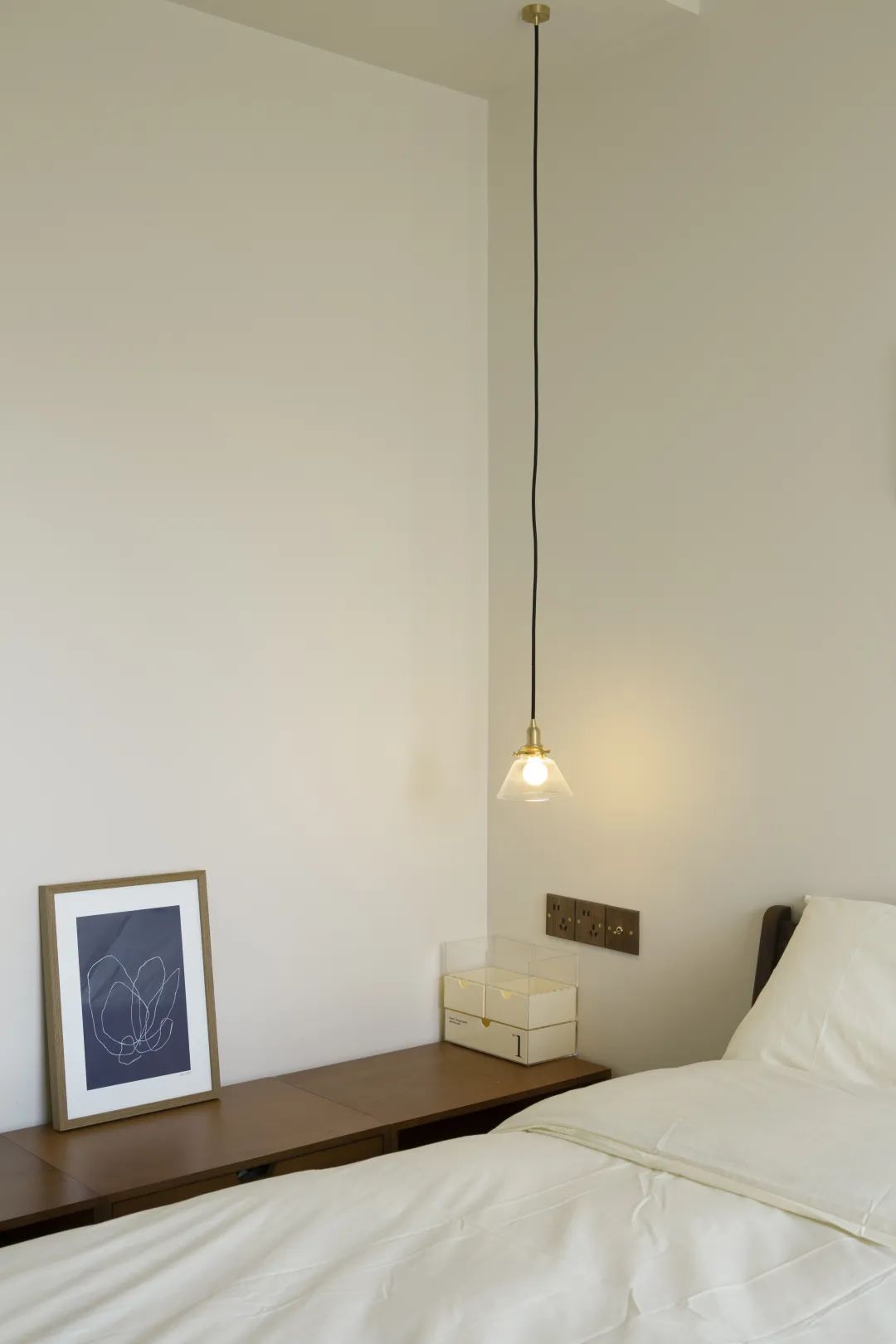 85㎡小家重塑布局，极简中古风惊艳所有人