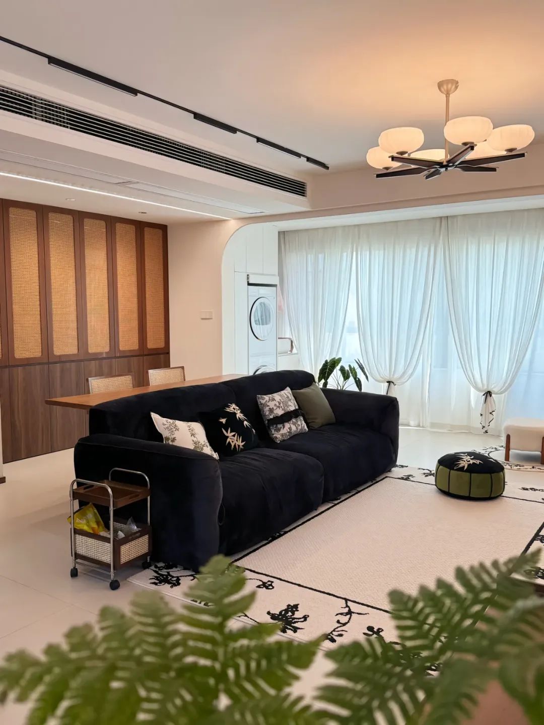 套内102m²中古风