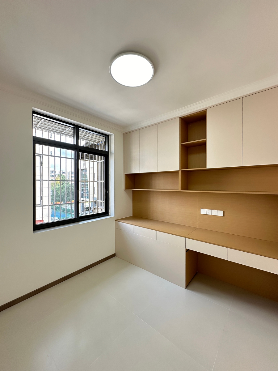 书桌一体柜、满墙收纳柜7万超值！