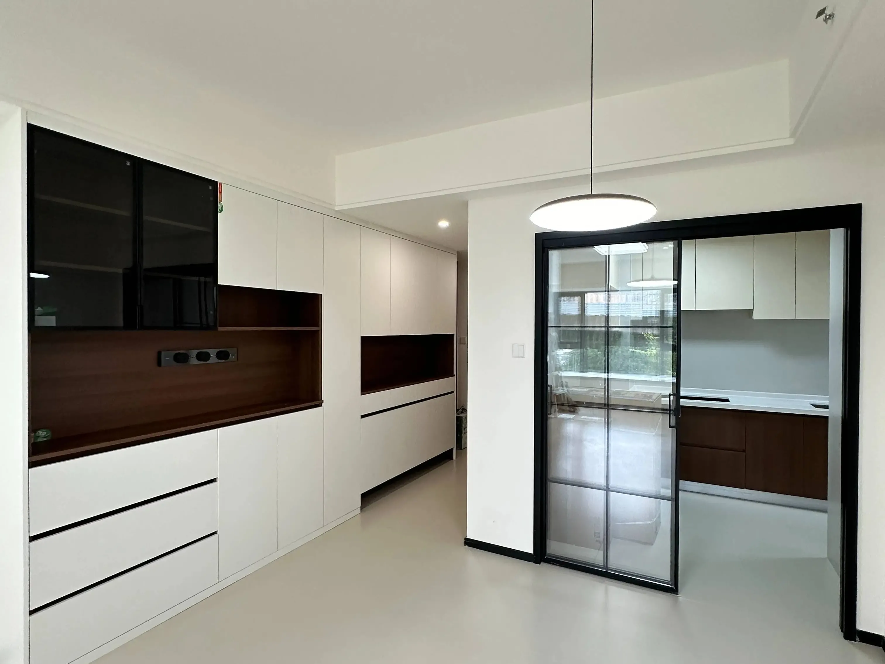 成都 80㎡旧房逆袭！极简装修也太香了吧